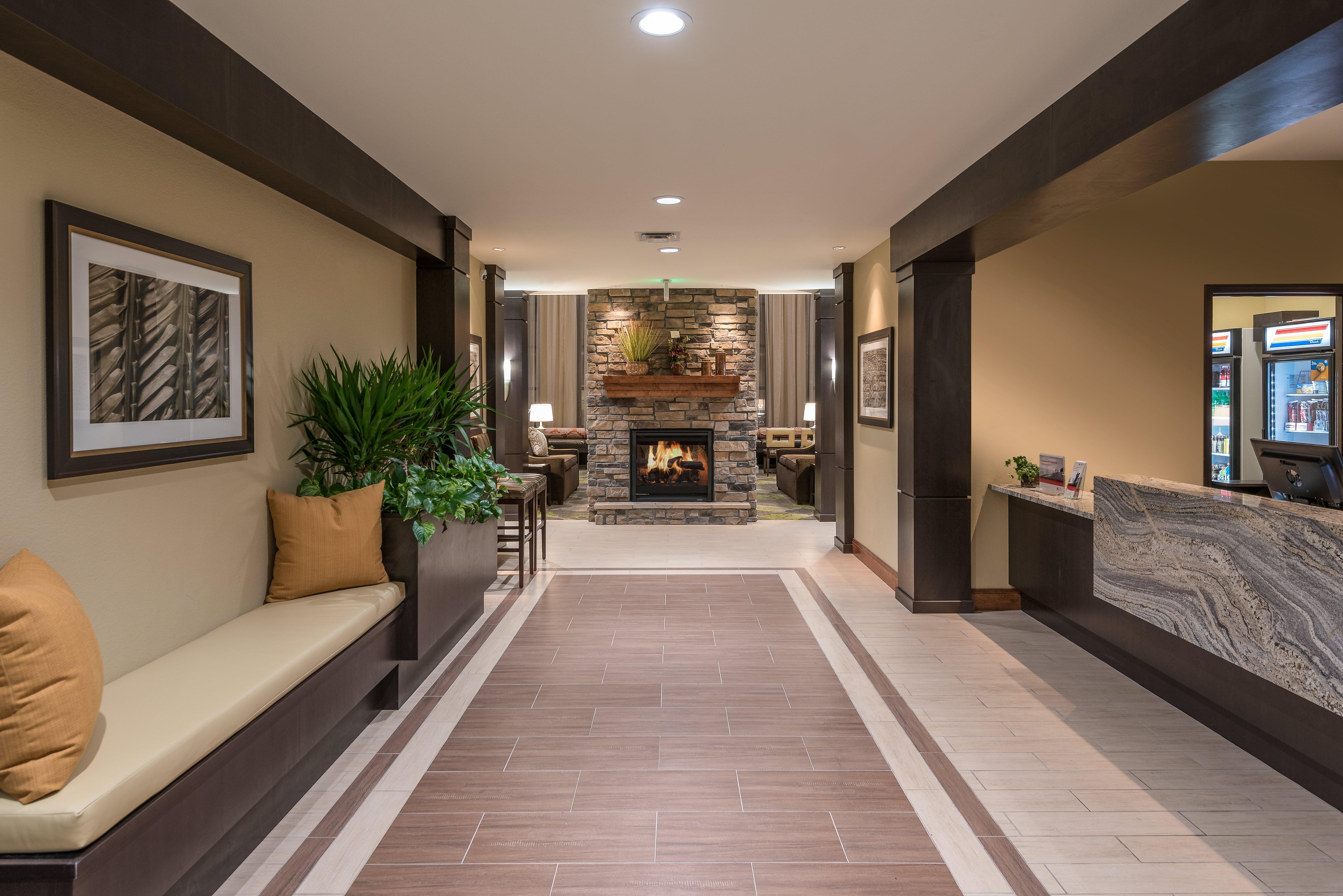 Staybridge Suites Eau Claire - Altoona By Ihg Exterior photo