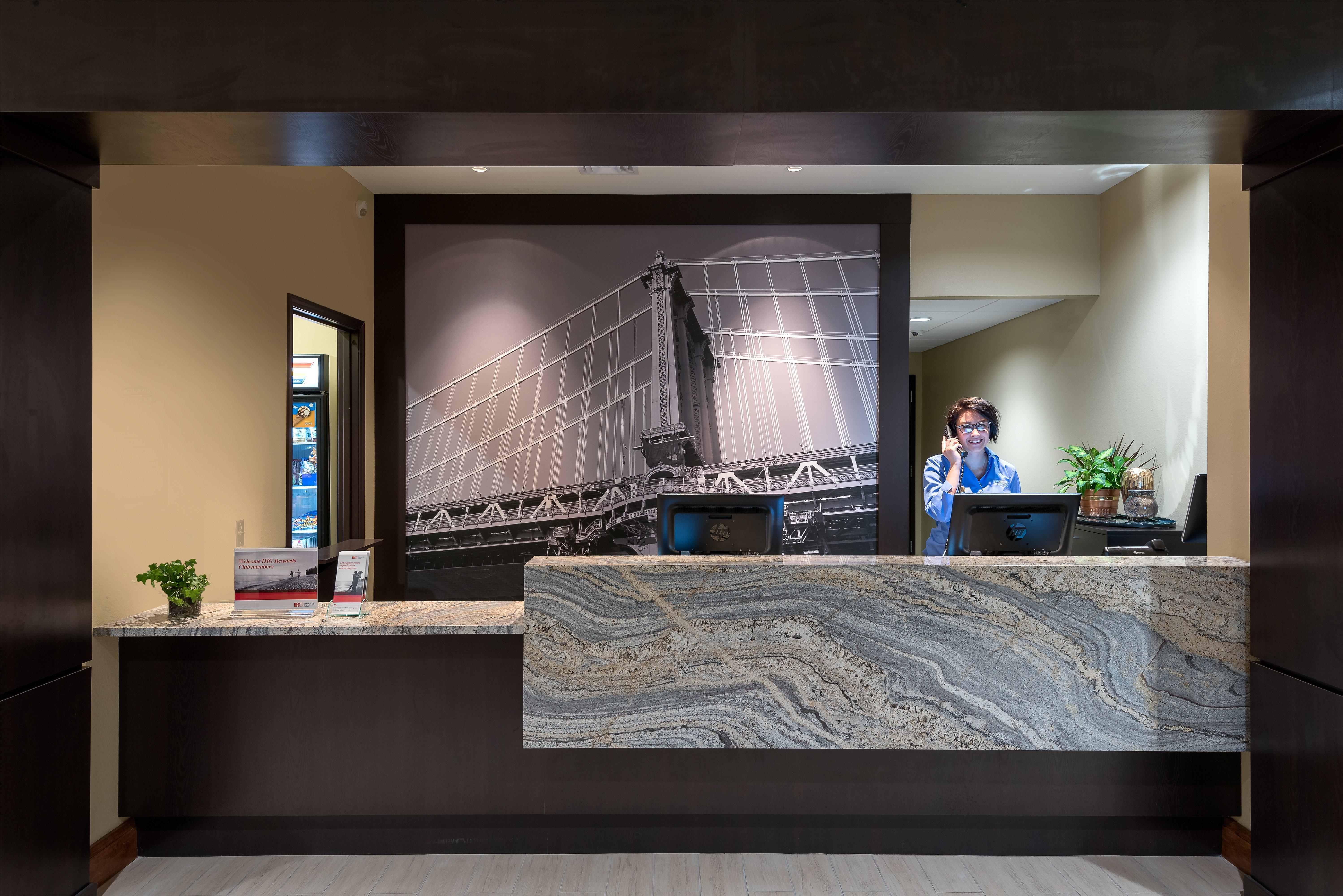 Staybridge Suites Eau Claire - Altoona By Ihg Exterior photo