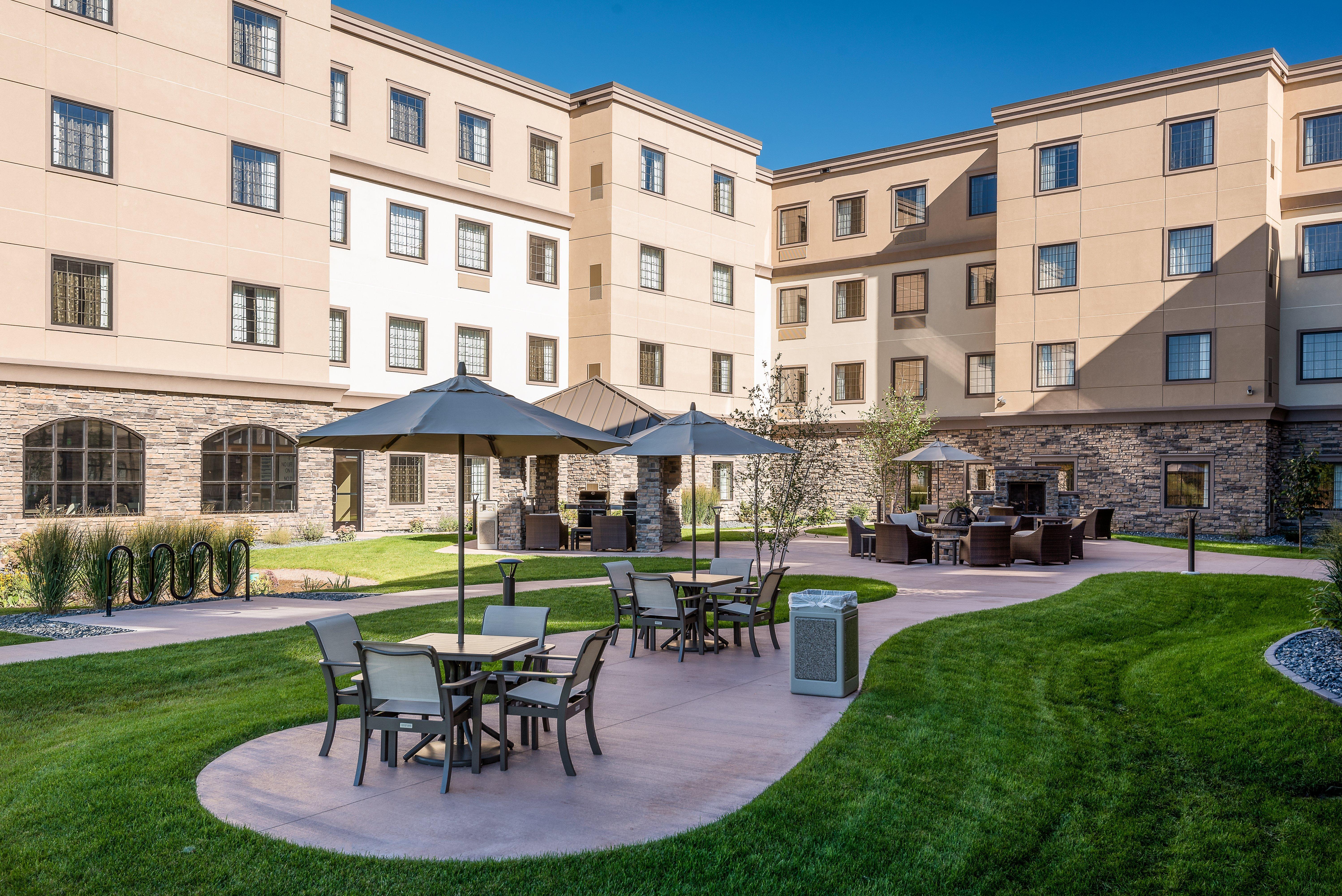 Staybridge Suites Eau Claire - Altoona By Ihg Exterior photo