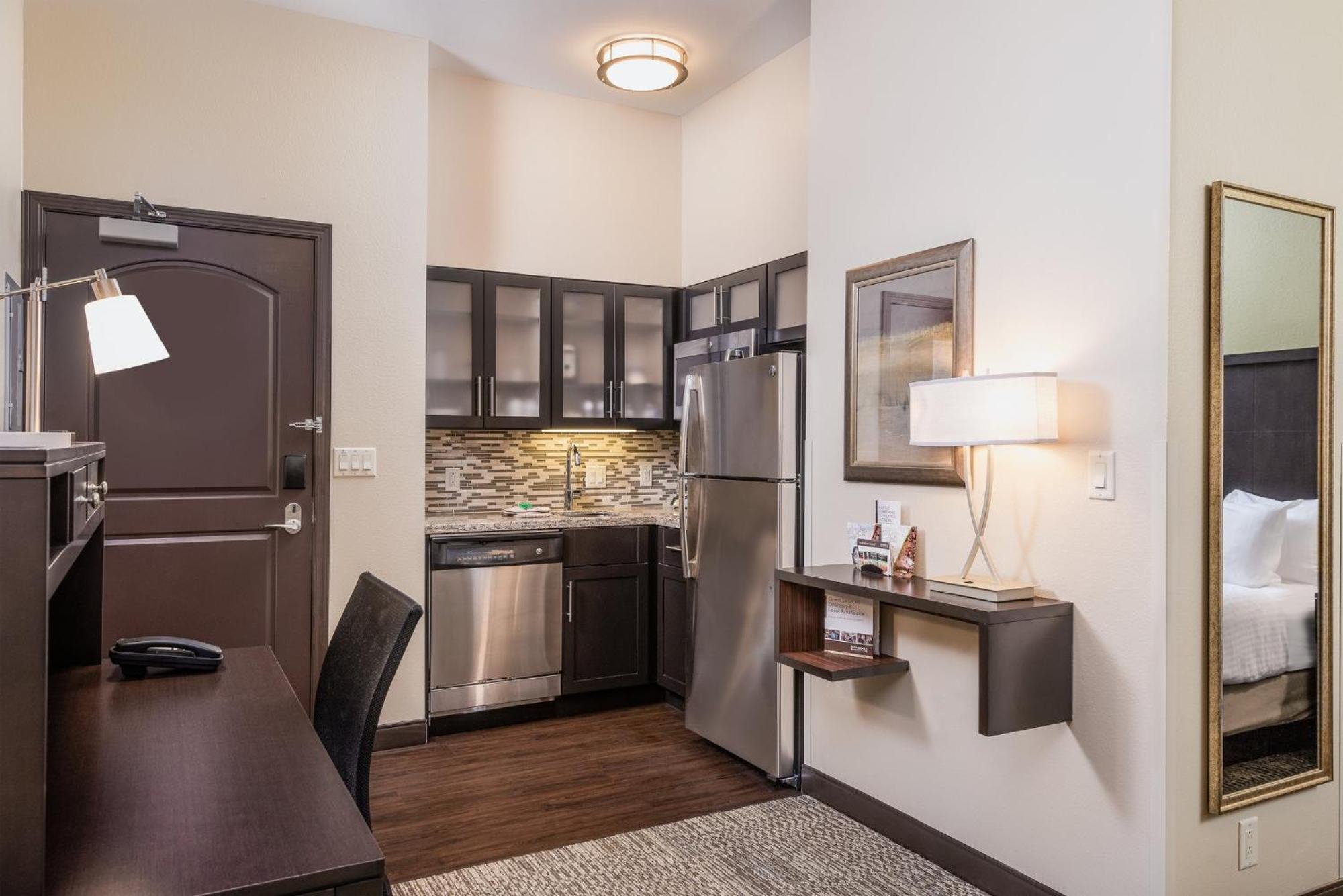 Staybridge Suites Eau Claire - Altoona By Ihg Exterior photo